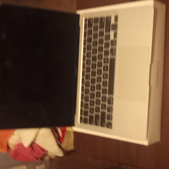 2020 Apple MacBook w/M1 Chip + Vintage Nintendo 64 Game Console w/ Controller - Picture 2 of 4